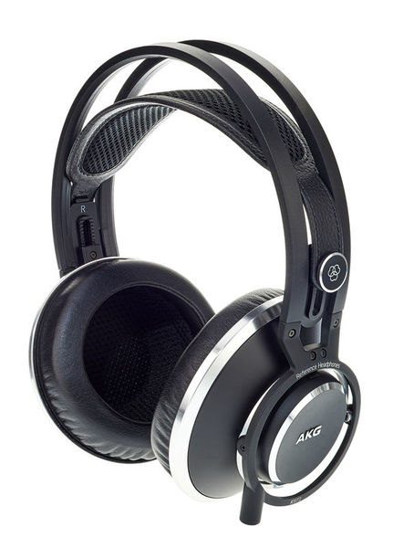 K-872 AKG
