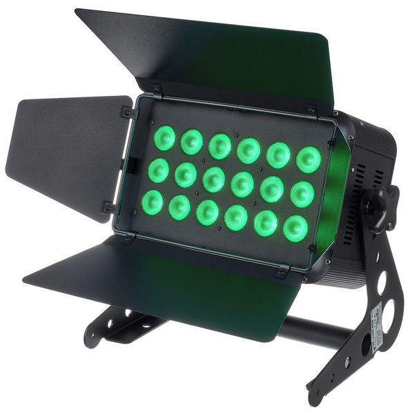 HL-x180 RGB WW Stairville