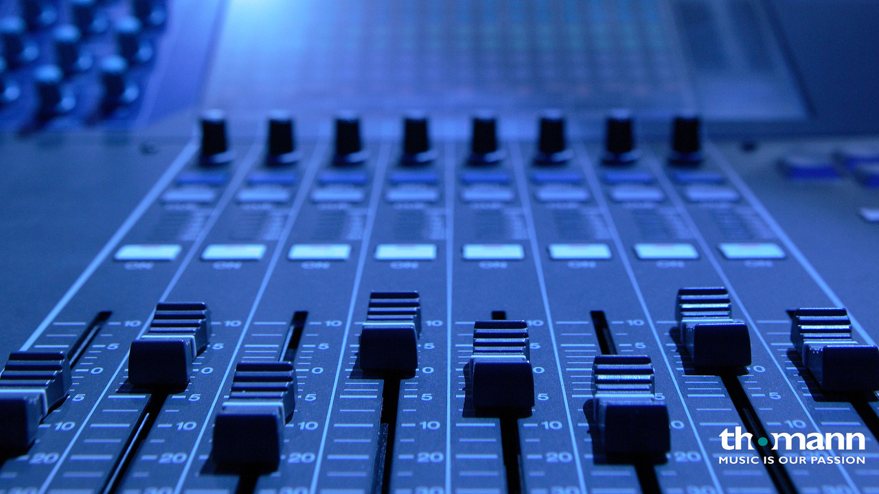 Yamaha M7CL32