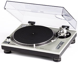 Technics SL-1200MK7 – Thomann España