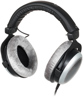 focusrite scarlett 2i2 beyerdynamic 250